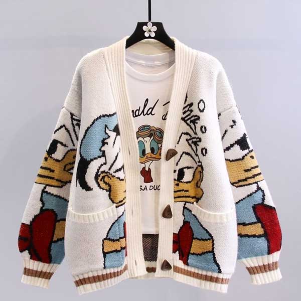 Cute knitted cardigan for women with cartoon print